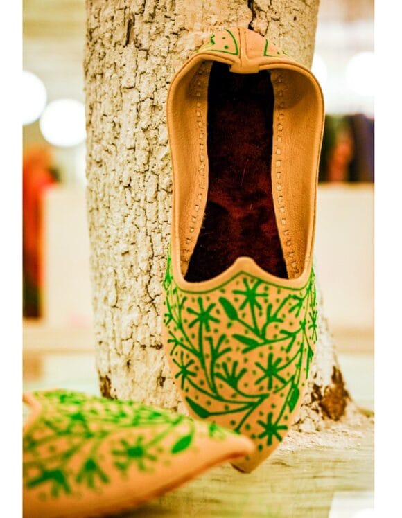 Tushar Handworks-craft-handmade footwear-mojari (1)