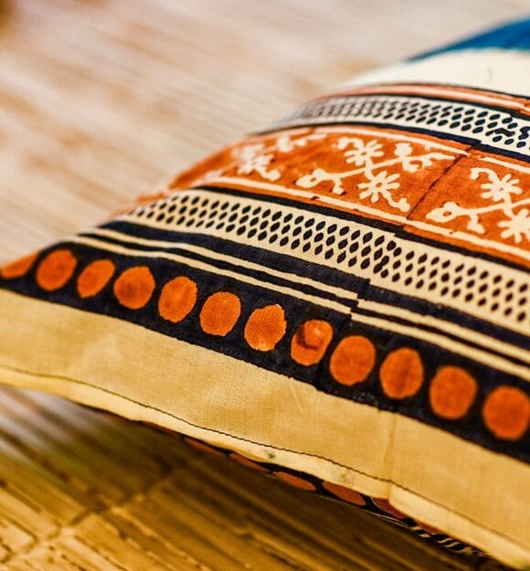 Tushar handworks - Crafts- Pillow covers (1)